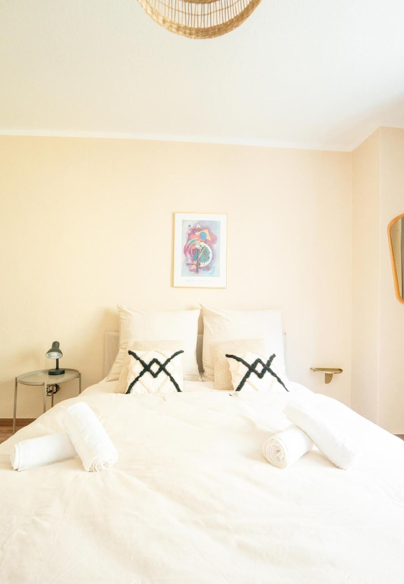 -Super Zentrales Zimmer- Direkt An Der Lutter! Билефелд Екстериор снимка