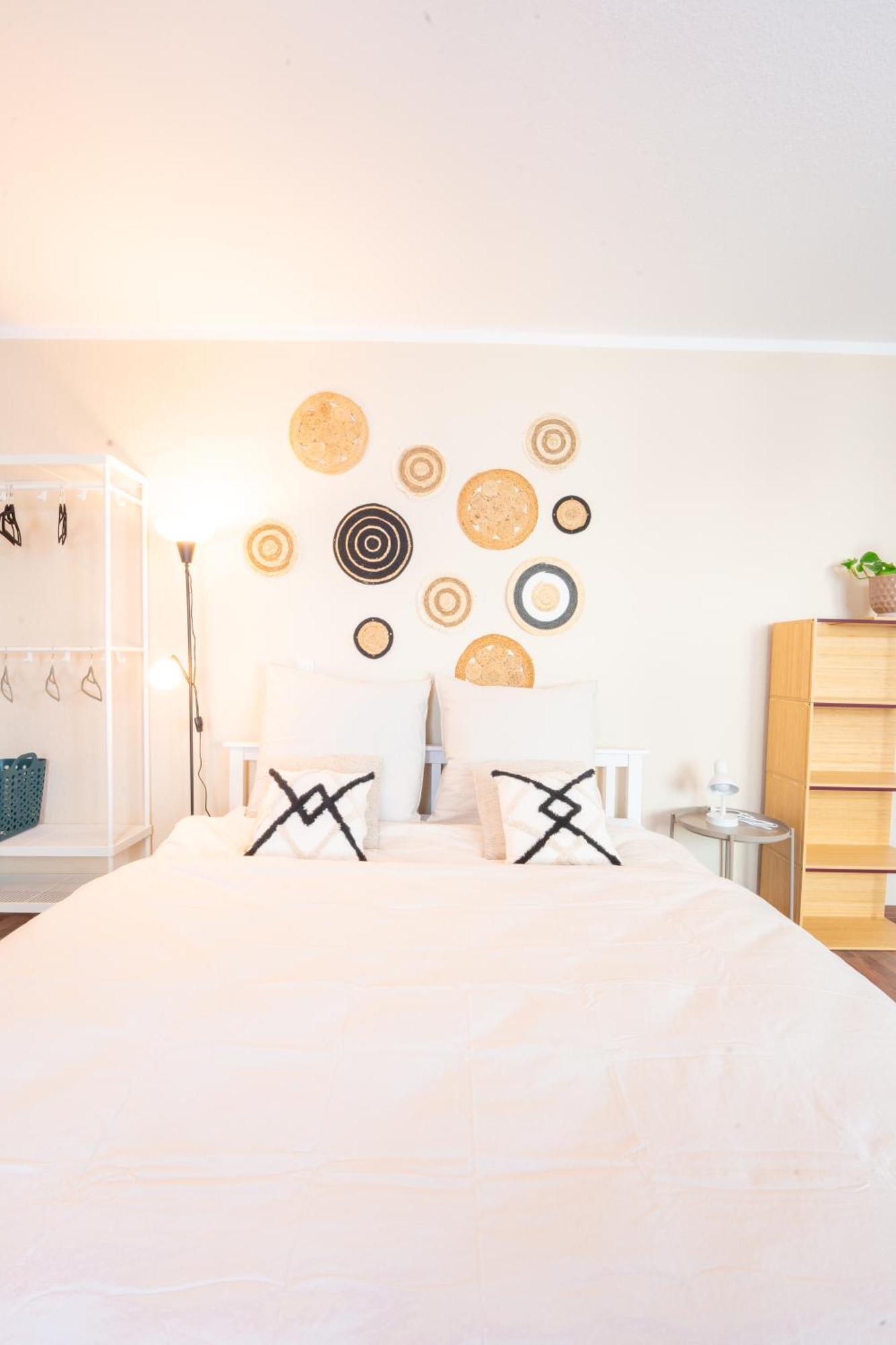 -Super Zentrales Zimmer- Direkt An Der Lutter! Билефелд Екстериор снимка